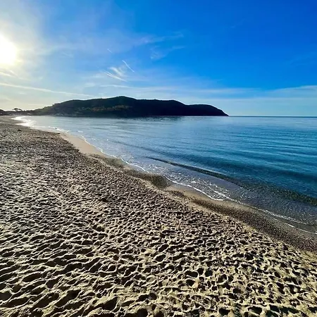 펜션 Mare Fuori Lacona 카폴리베리
